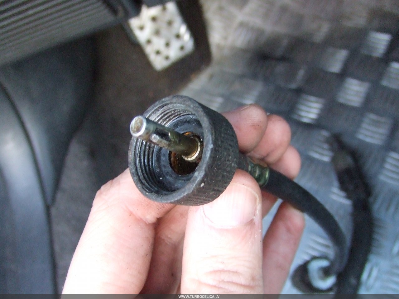 speedo cable bottom end Images Turbo Celica ST185